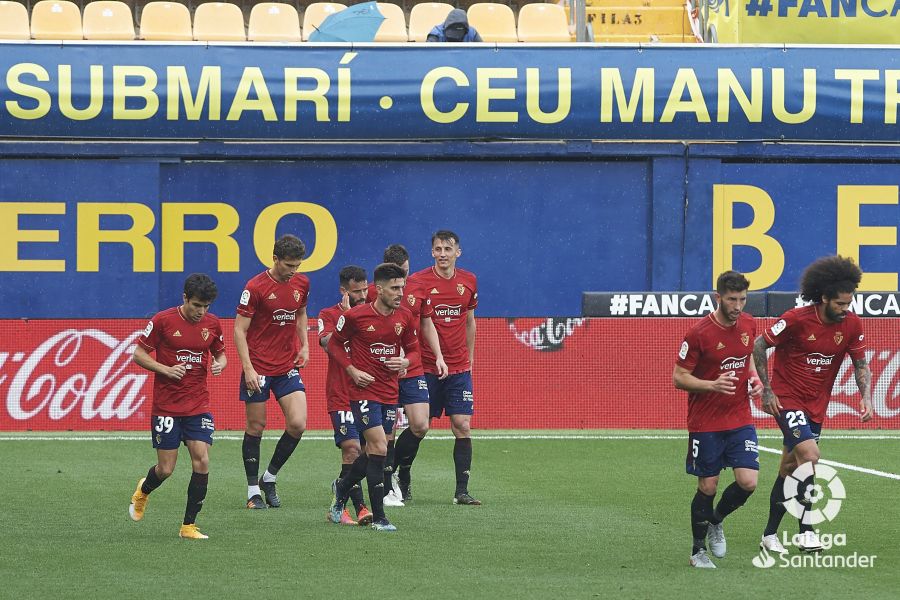 Osasuna celebra uno de sus dos goles al Villarreal